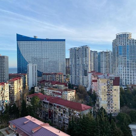 Mindia'S Two Bedroom Apartment Батуми Экстерьер фото